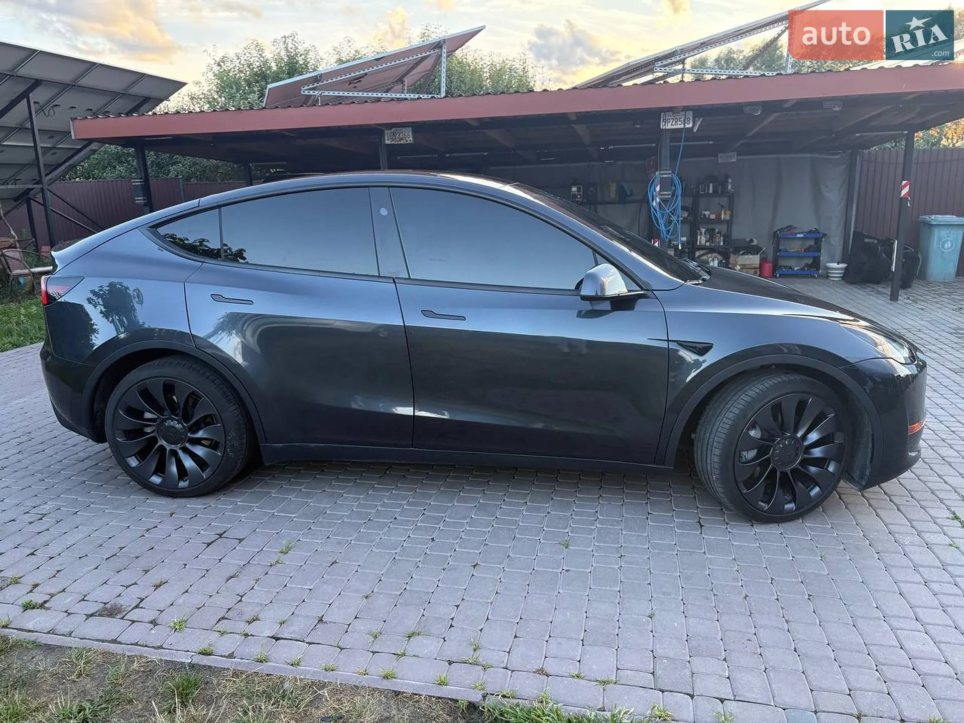 2024 Tesla Model Y - мініатюра 6