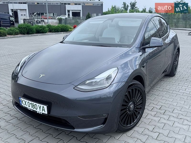 Внедорожник / Кроссовер Tesla Model Y 2023 в Харькове