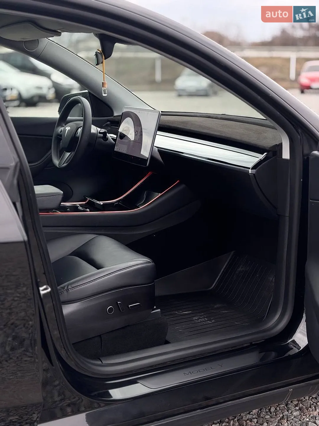 2021 Tesla Model Y - мініатюра 9