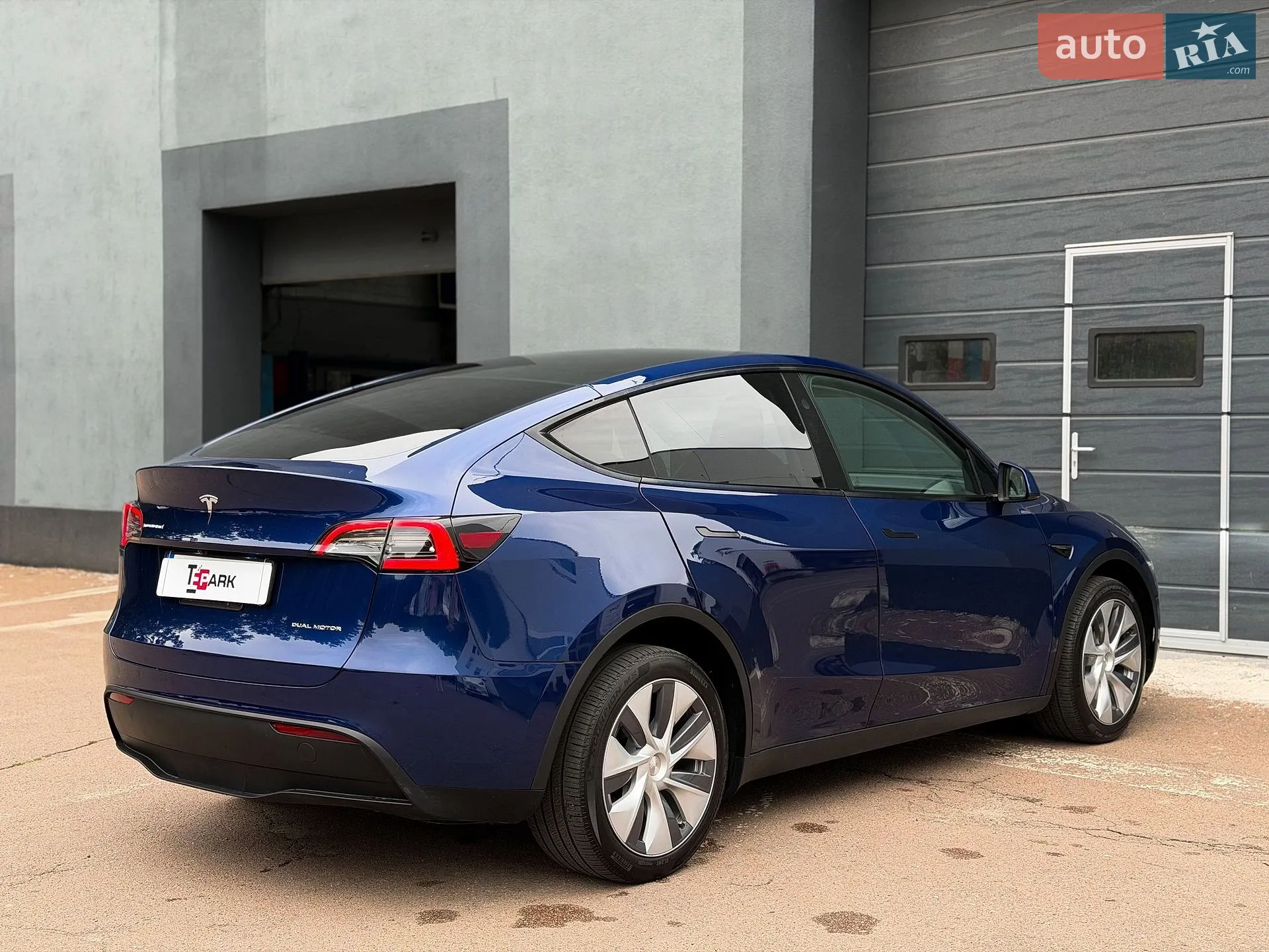 2024 Tesla Model Y - мініатюра 11