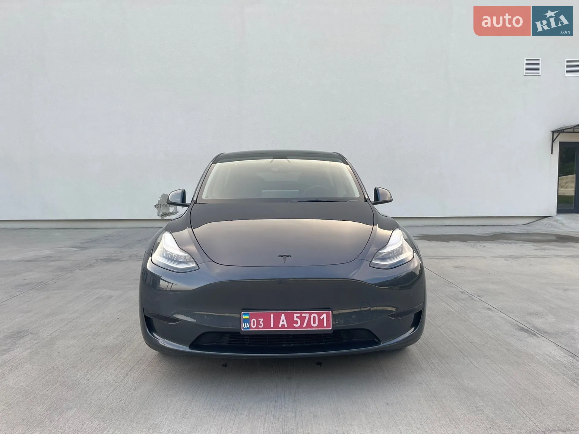 2021 Tesla Model Y - мініатюра 3
