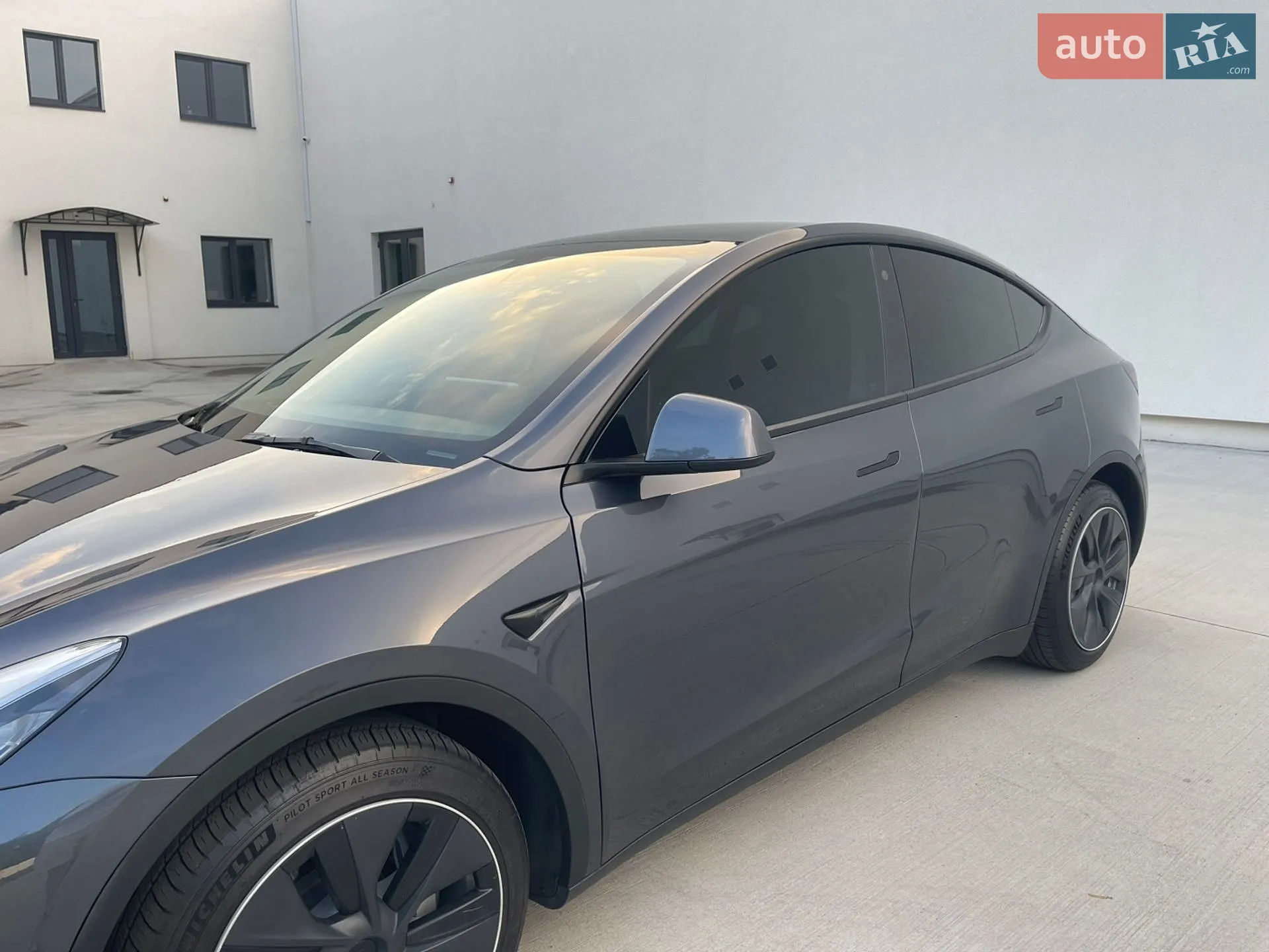 2021 Tesla Model Y - мініатюра 16