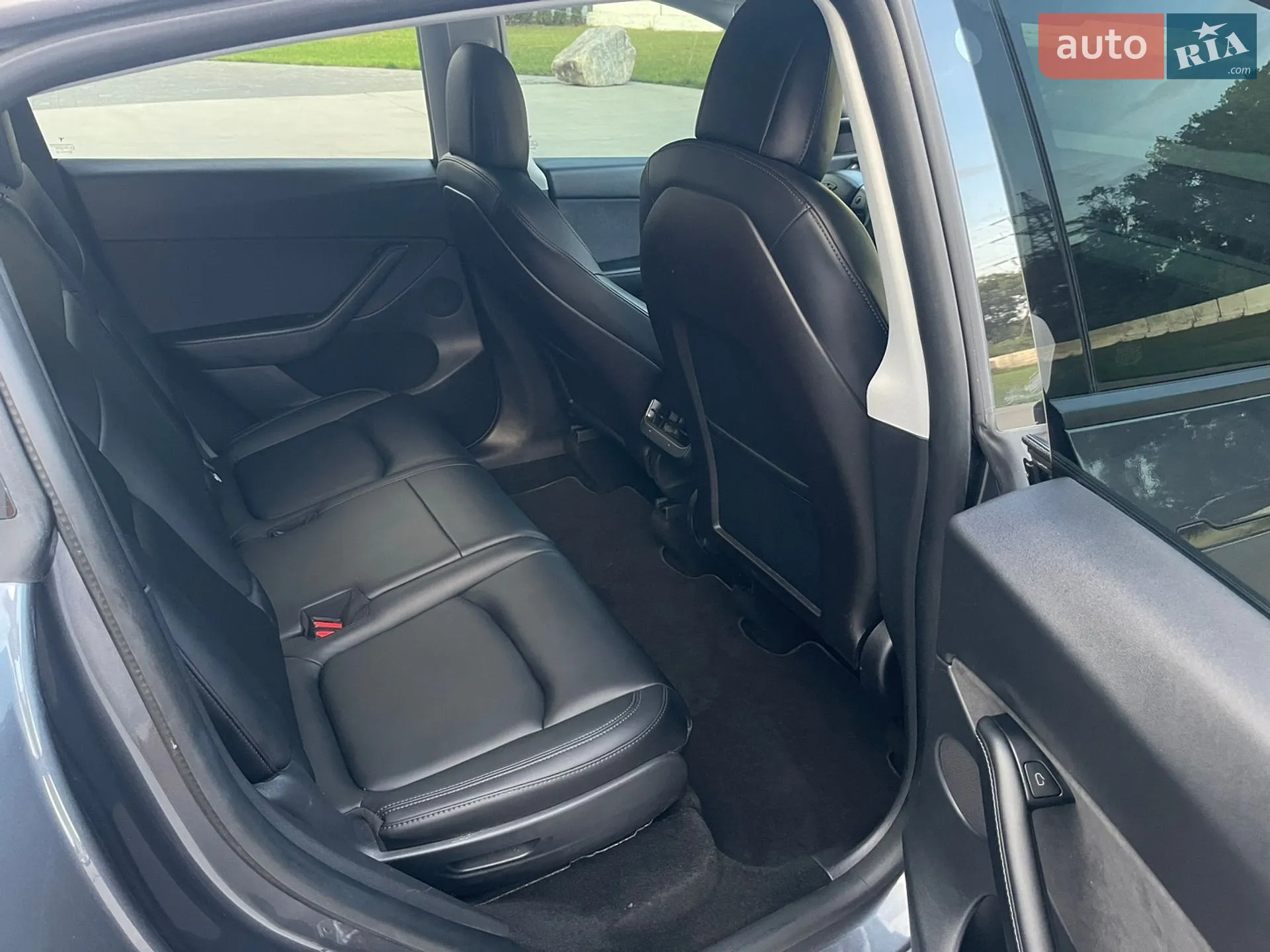 2021 Tesla Model Y - мініатюра 36