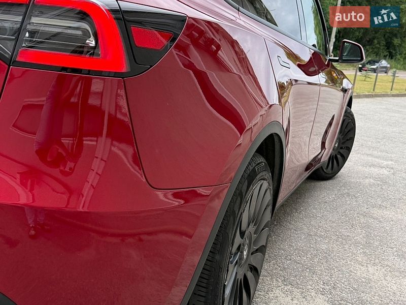 Позашляховик / Кросовер Tesla Model Y 2024 в Львові