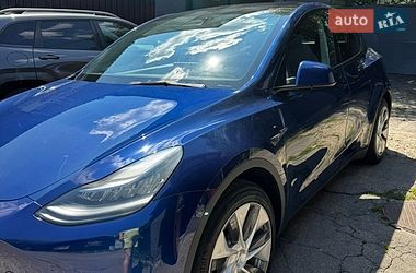 Позашляховик / Кросовер Tesla Model Y 2021 в Києві