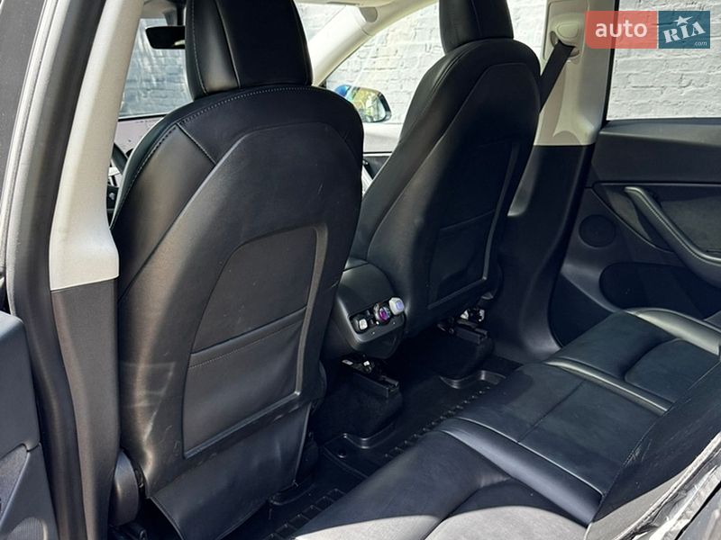 Внедорожник / Кроссовер Tesla Model Y 2021 в Киеве фото 15 Внедорожник / Кроссовер Tesla Model Y 2021 в Киеве