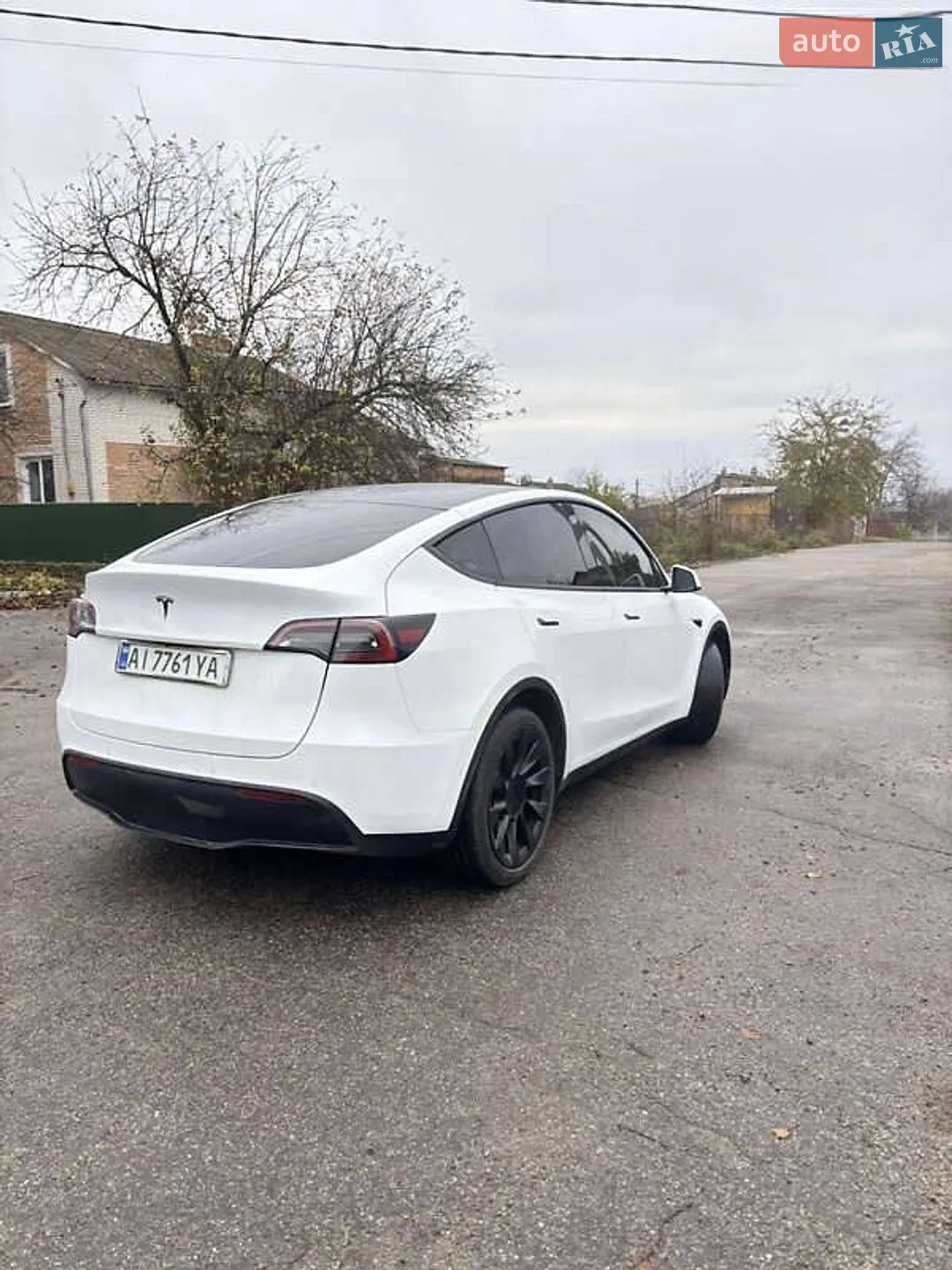 2021 Tesla Model Y - мініатюра 3