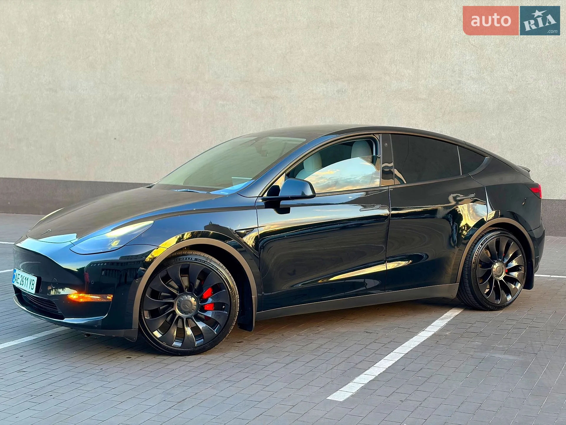2022 Tesla Model Y - мініатюра 5