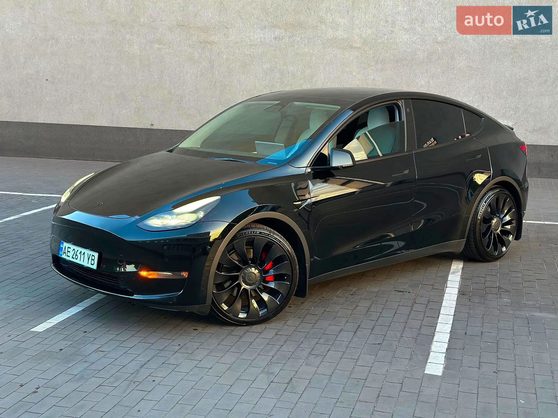 2022 Tesla Model Y - мініатюра 2