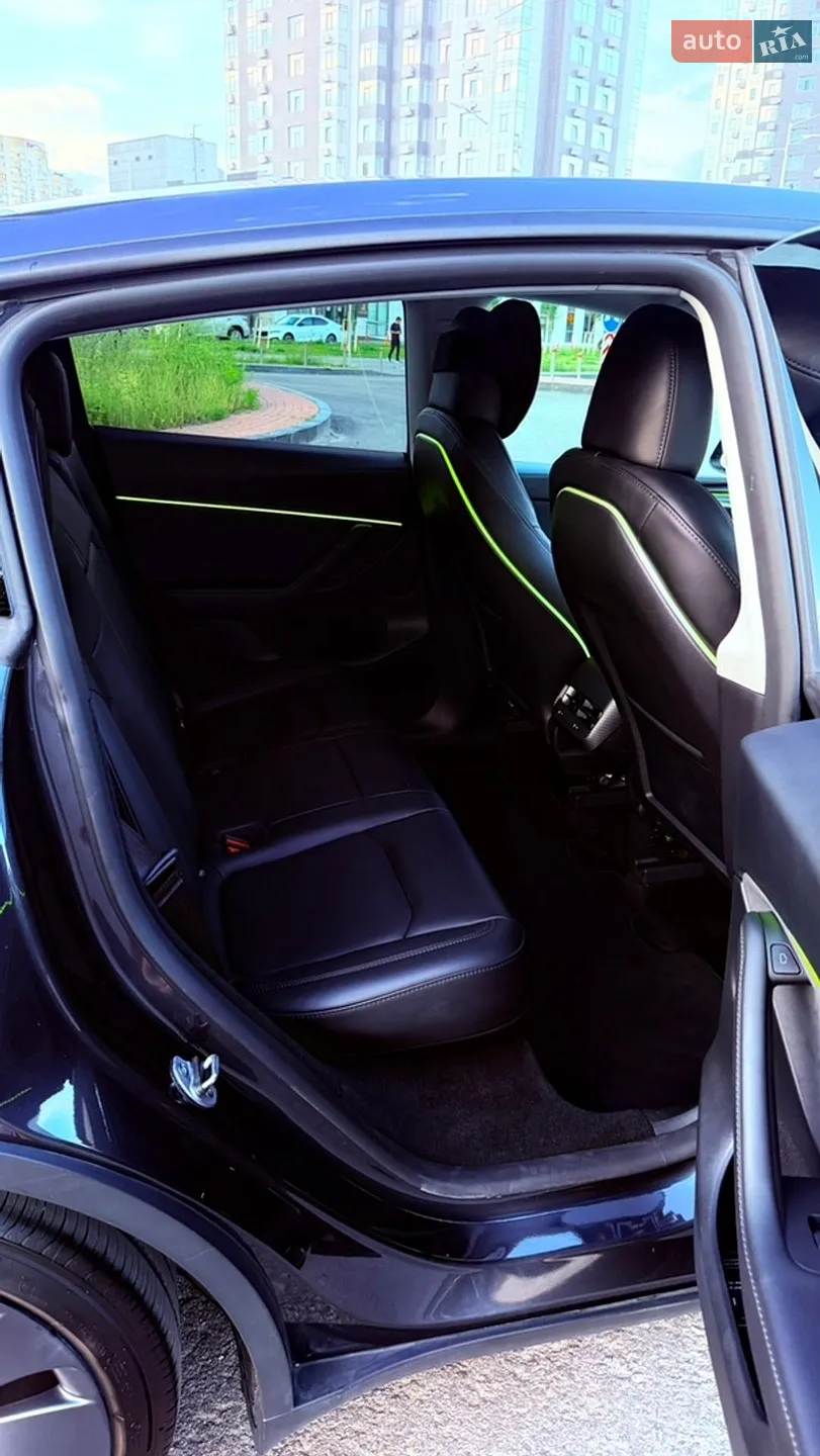 2024 Tesla Model Y - мініатюра 24