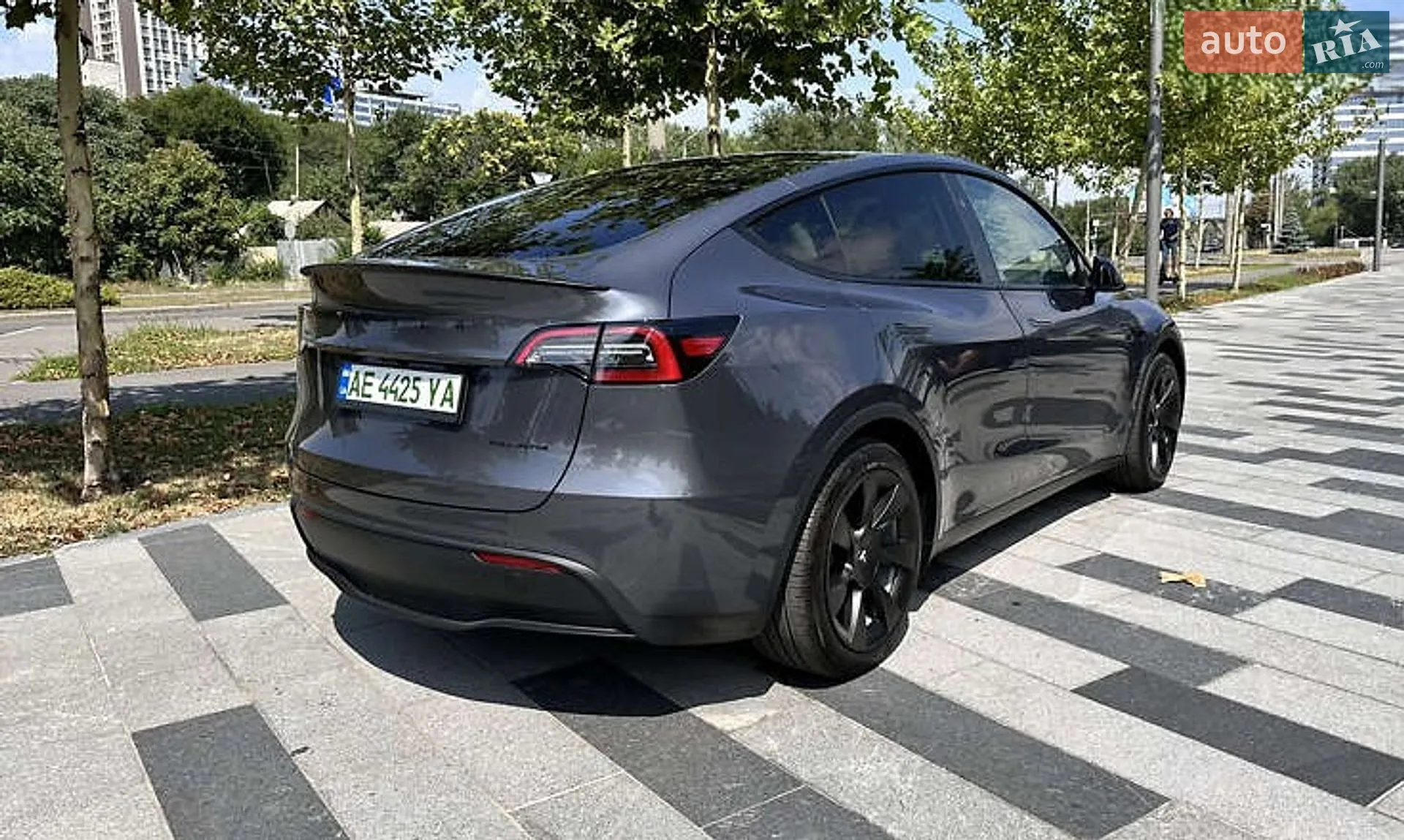 2023 Tesla Model Y - мініатюра 4