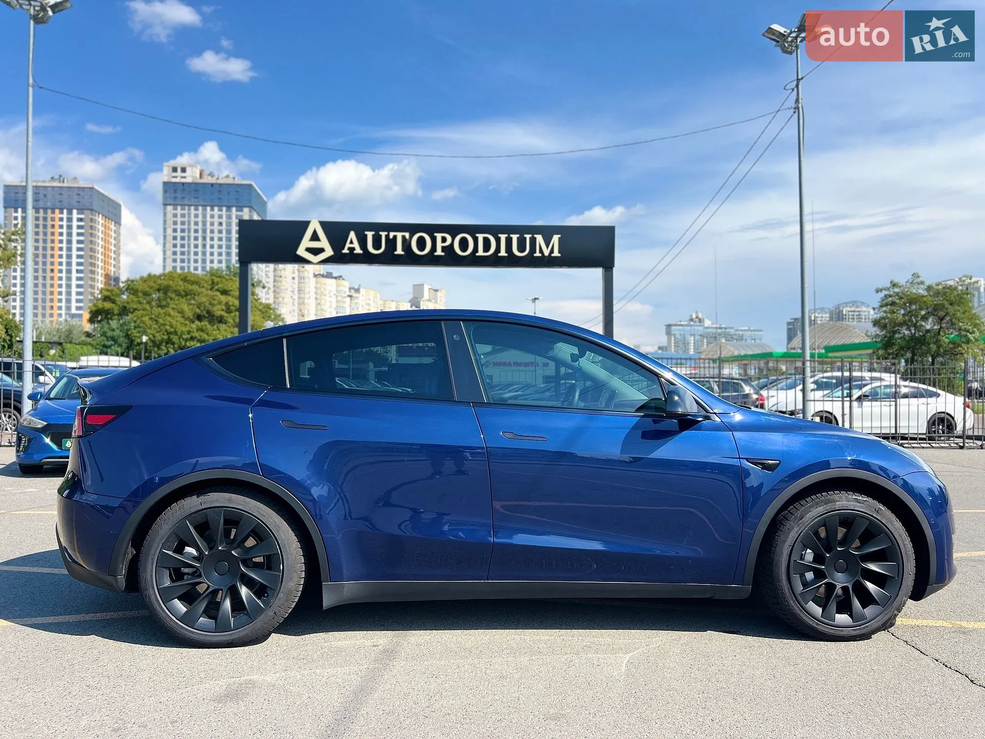2021 Tesla Model Y - мініатюра 11
