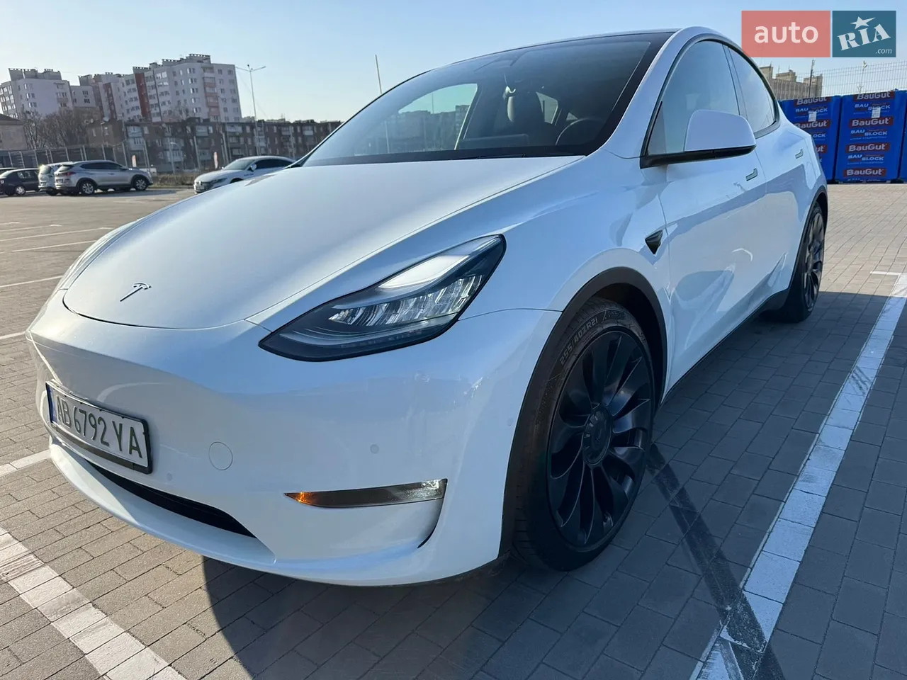 Tesla Model Y 2020