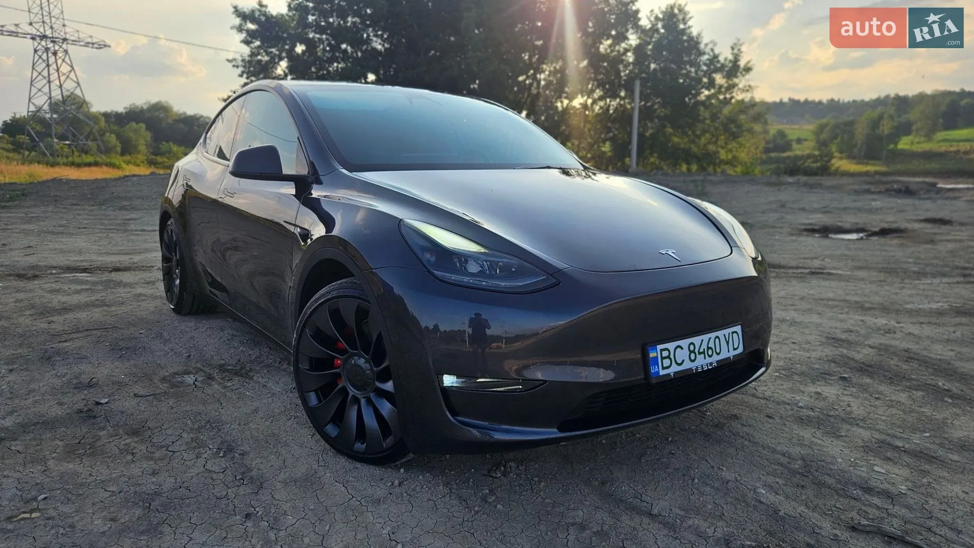 2024 Tesla Model Y - мініатюра 3