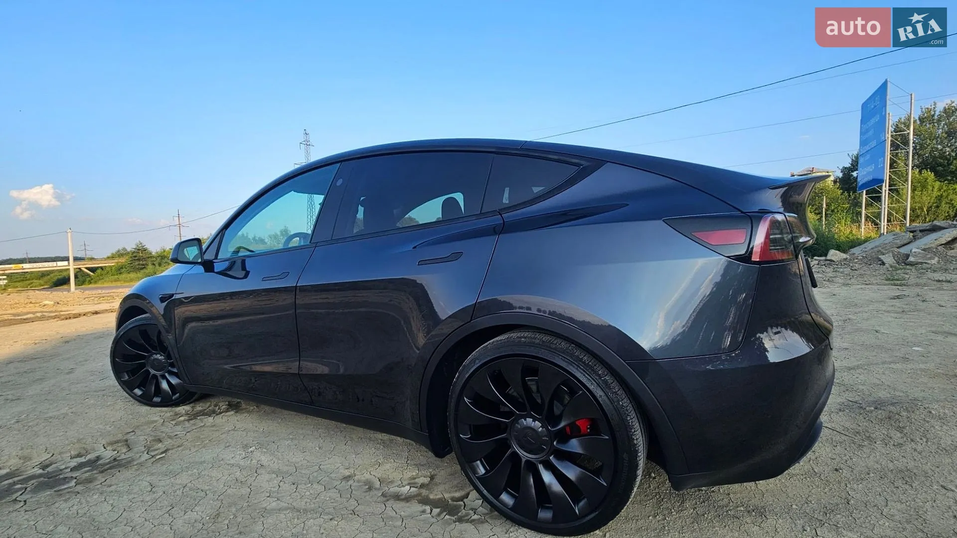 2024 Tesla Model Y - мініатюра 19