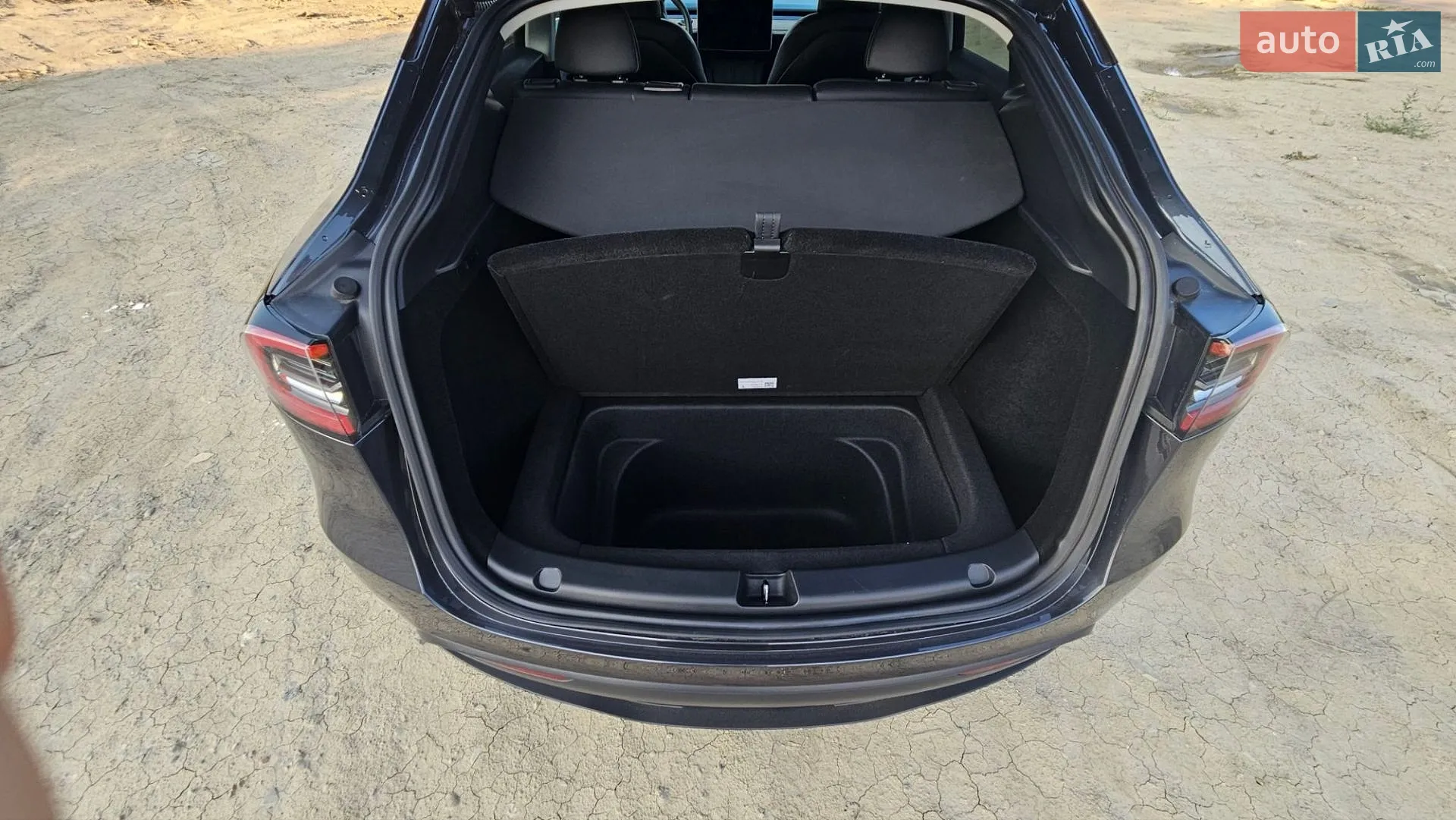 2024 Tesla Model Y - мініатюра 29
