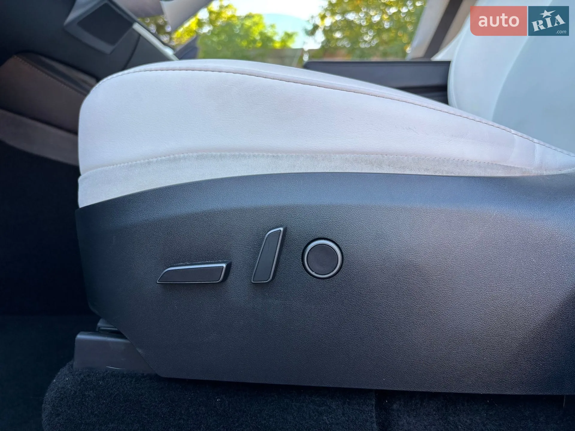 2023 Tesla Model Y - мініатюра 24