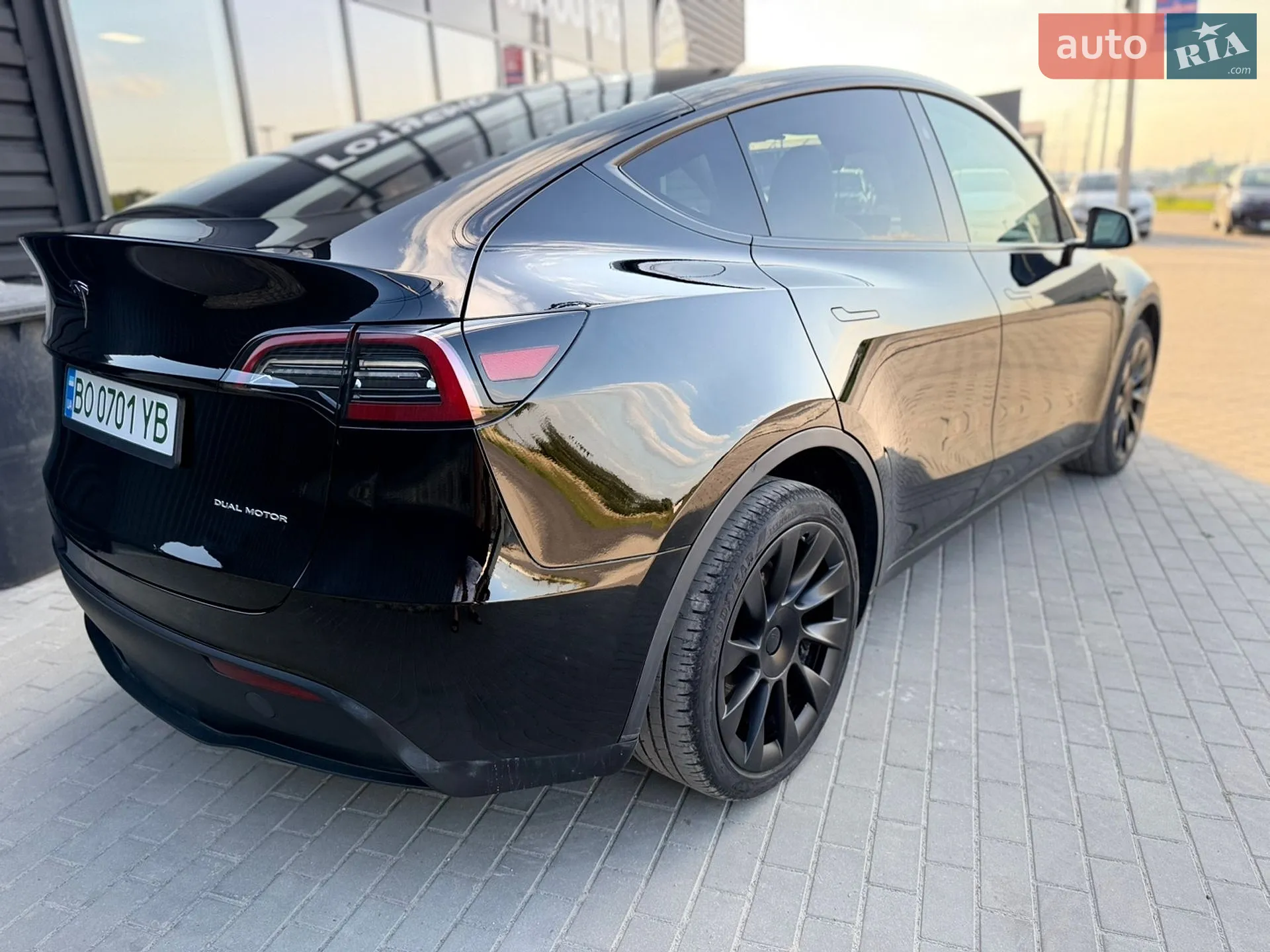 2024 Tesla Model Y - мініатюра 10