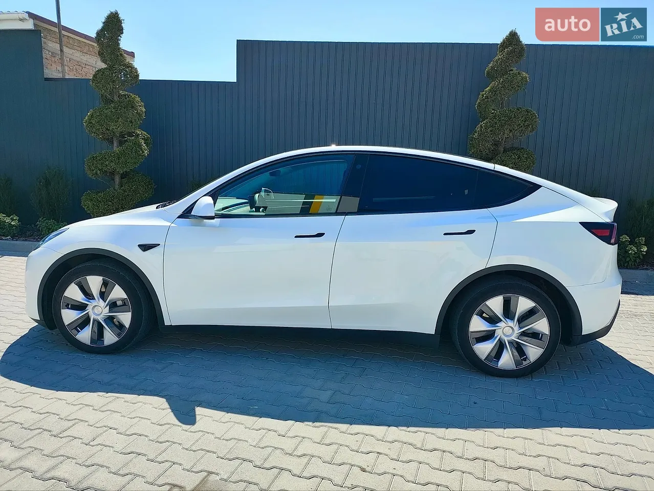 2022 Tesla Model Y - мініатюра 18