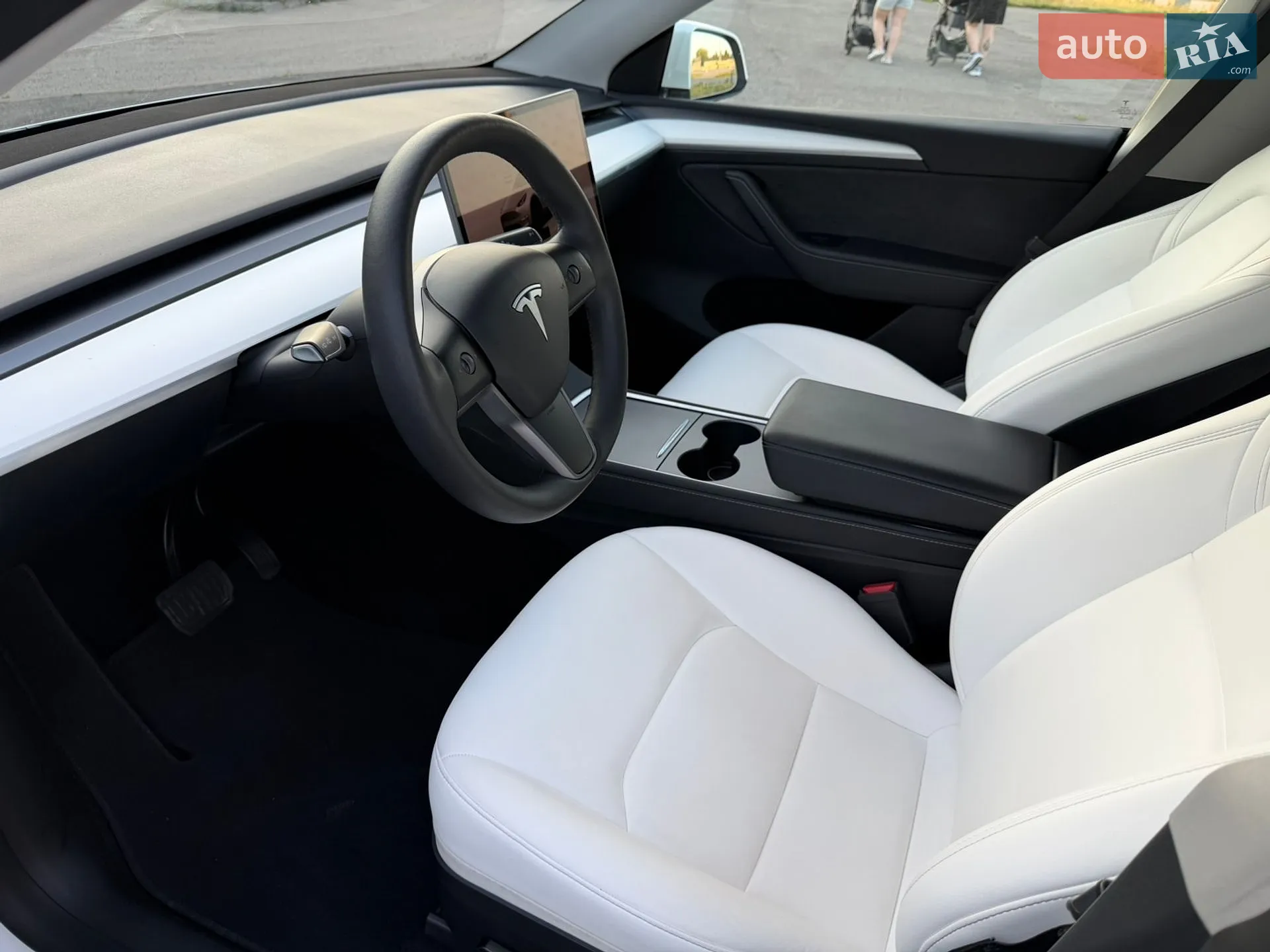 2023 Tesla Model Y - мініатюра 10