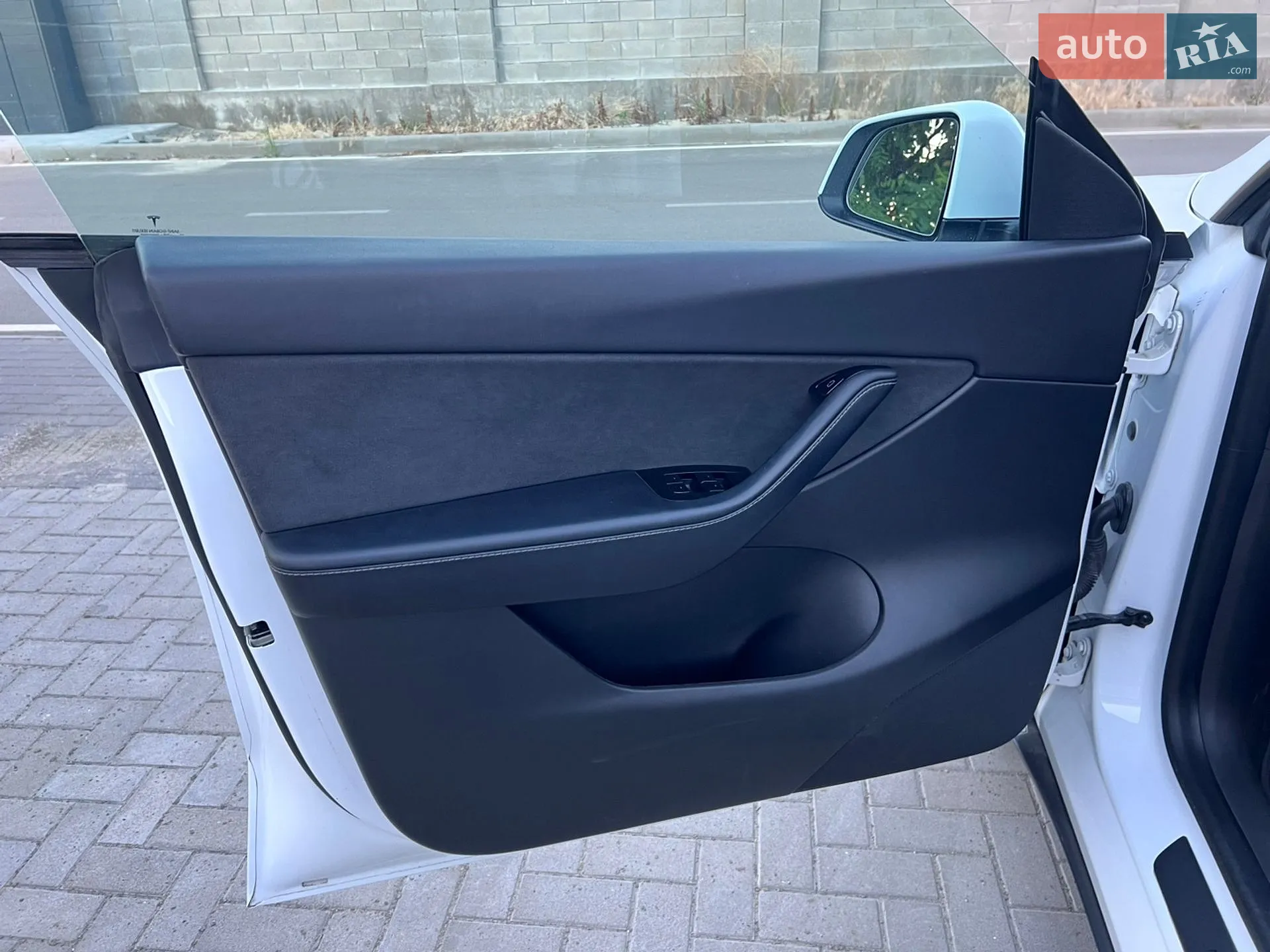2020 Tesla Model Y - мініатюра 11