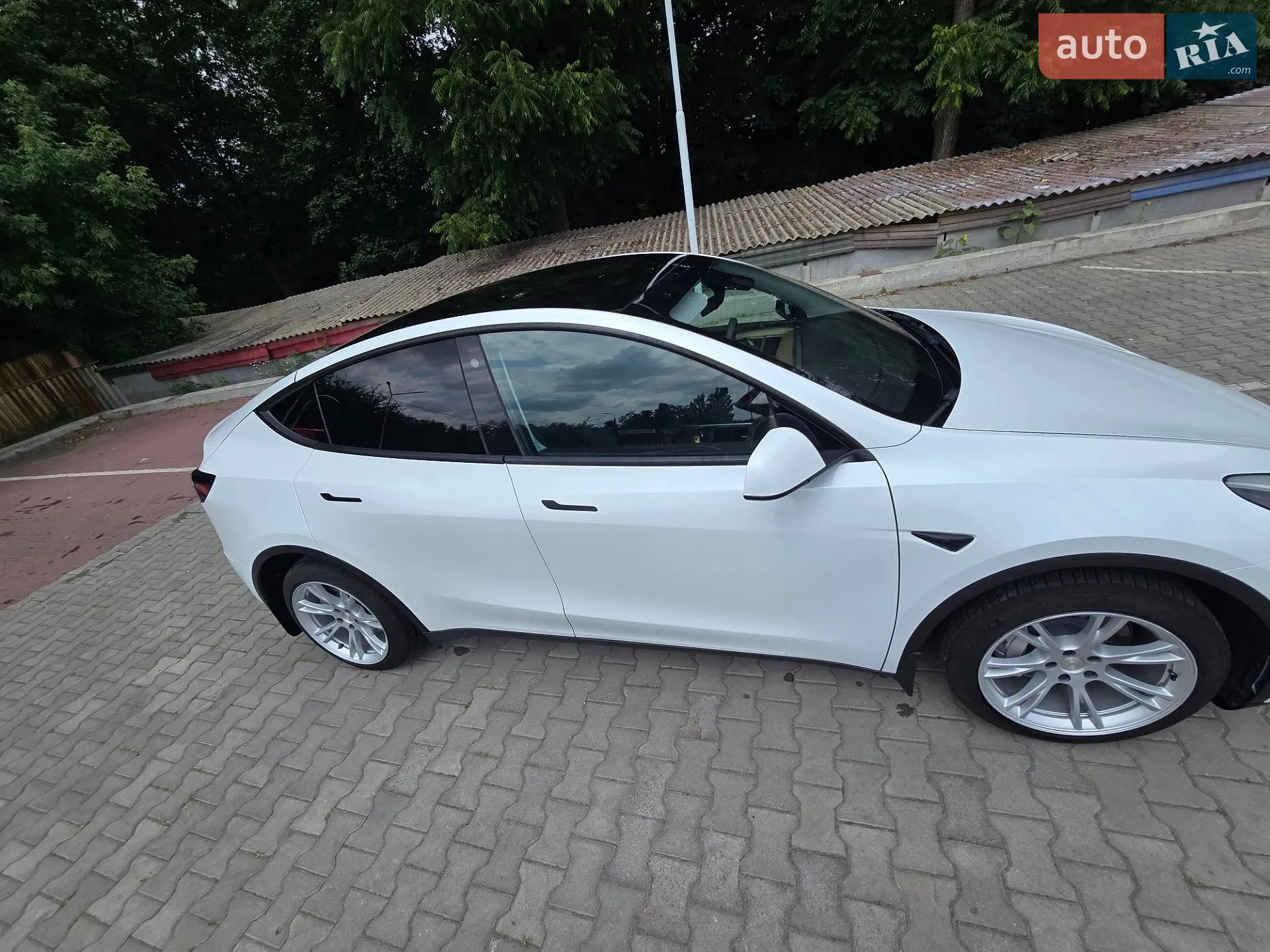 2022 Tesla Model Y - мініатюра 10