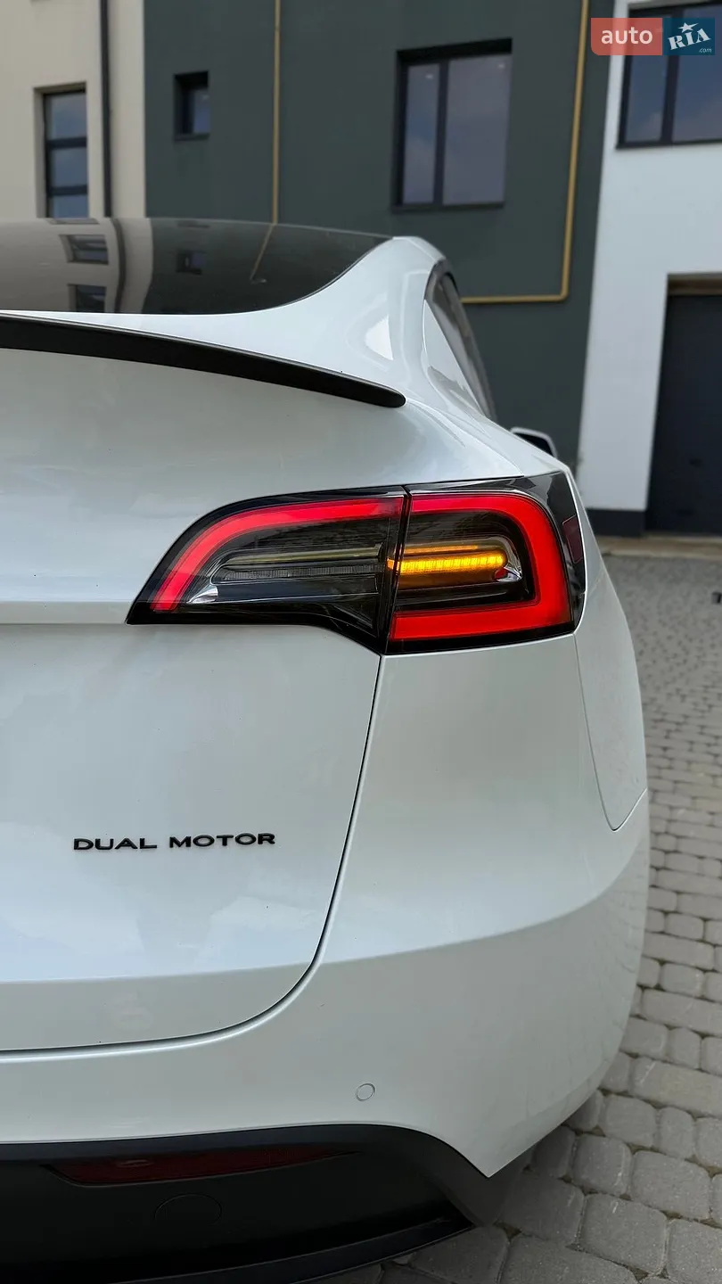 2021 Tesla Model Y - мініатюра 12