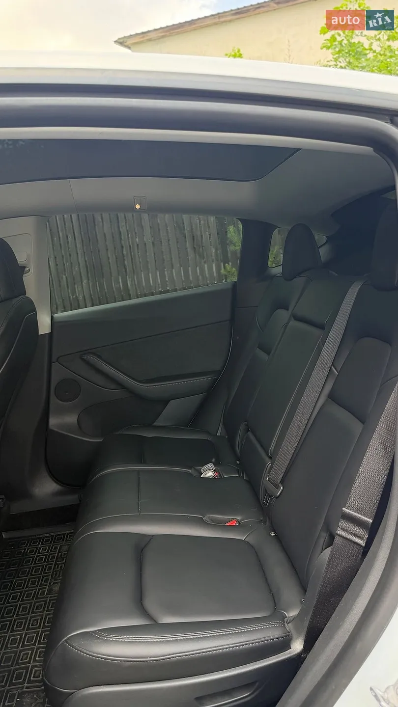2021 Tesla Model Y - мініатюра 39