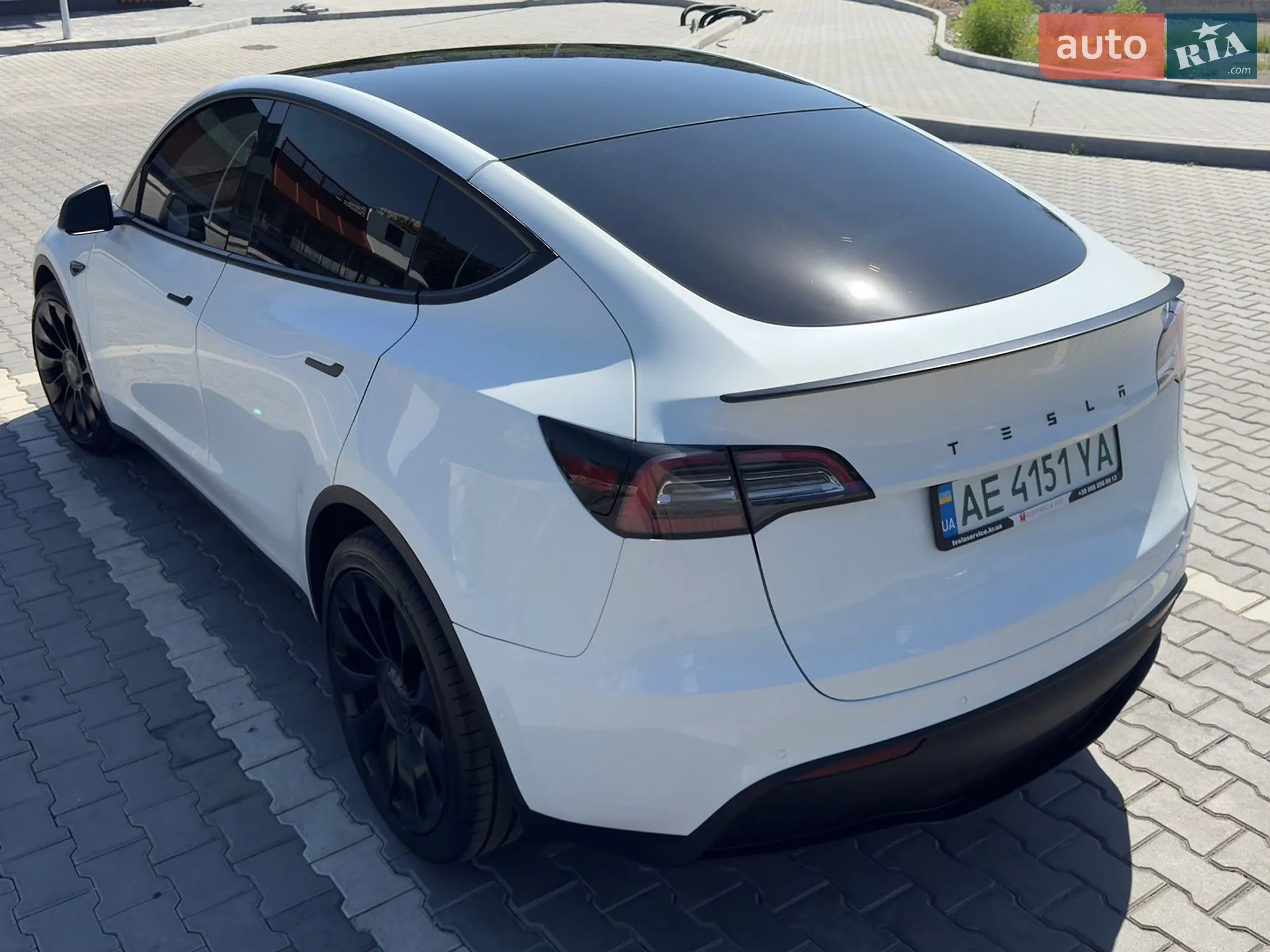 2021 Tesla Model Y - мініатюра 4