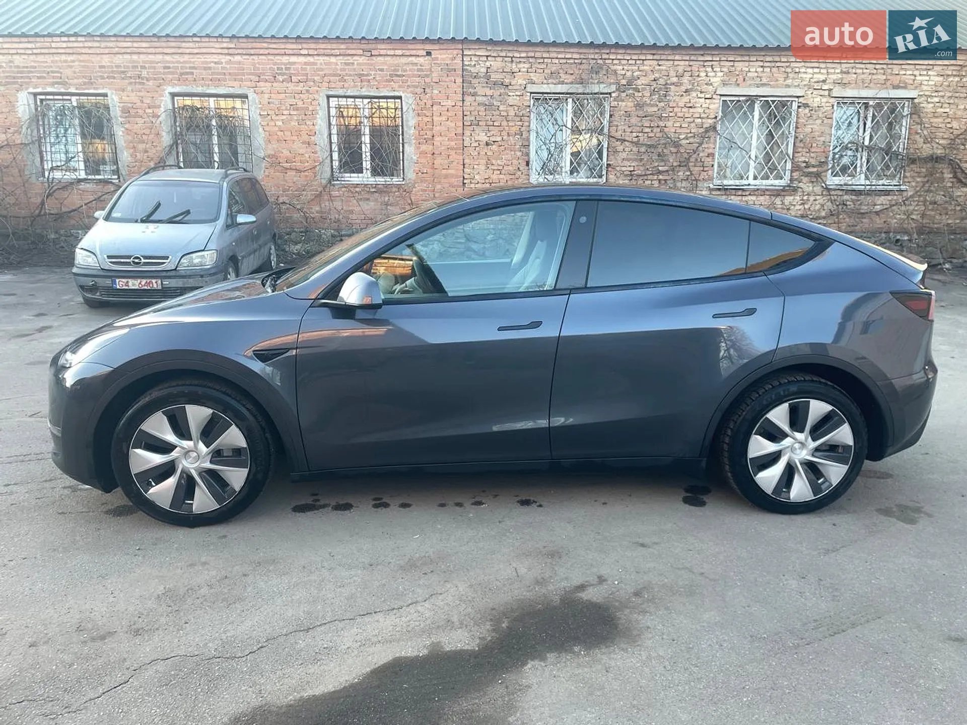 2022 Tesla Model Y - мініатюра 4