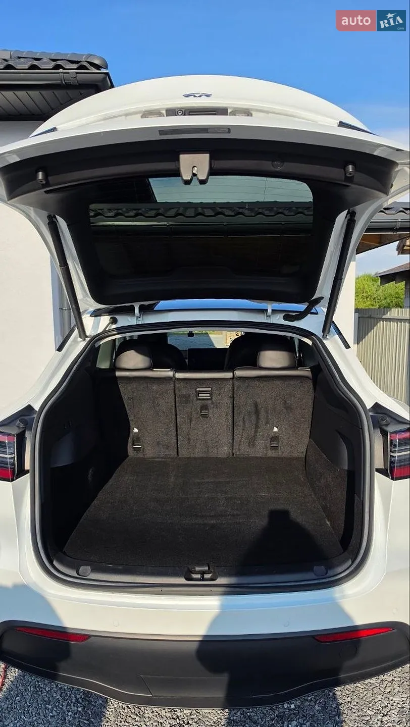 2021 Tesla Model Y - мініатюра 17