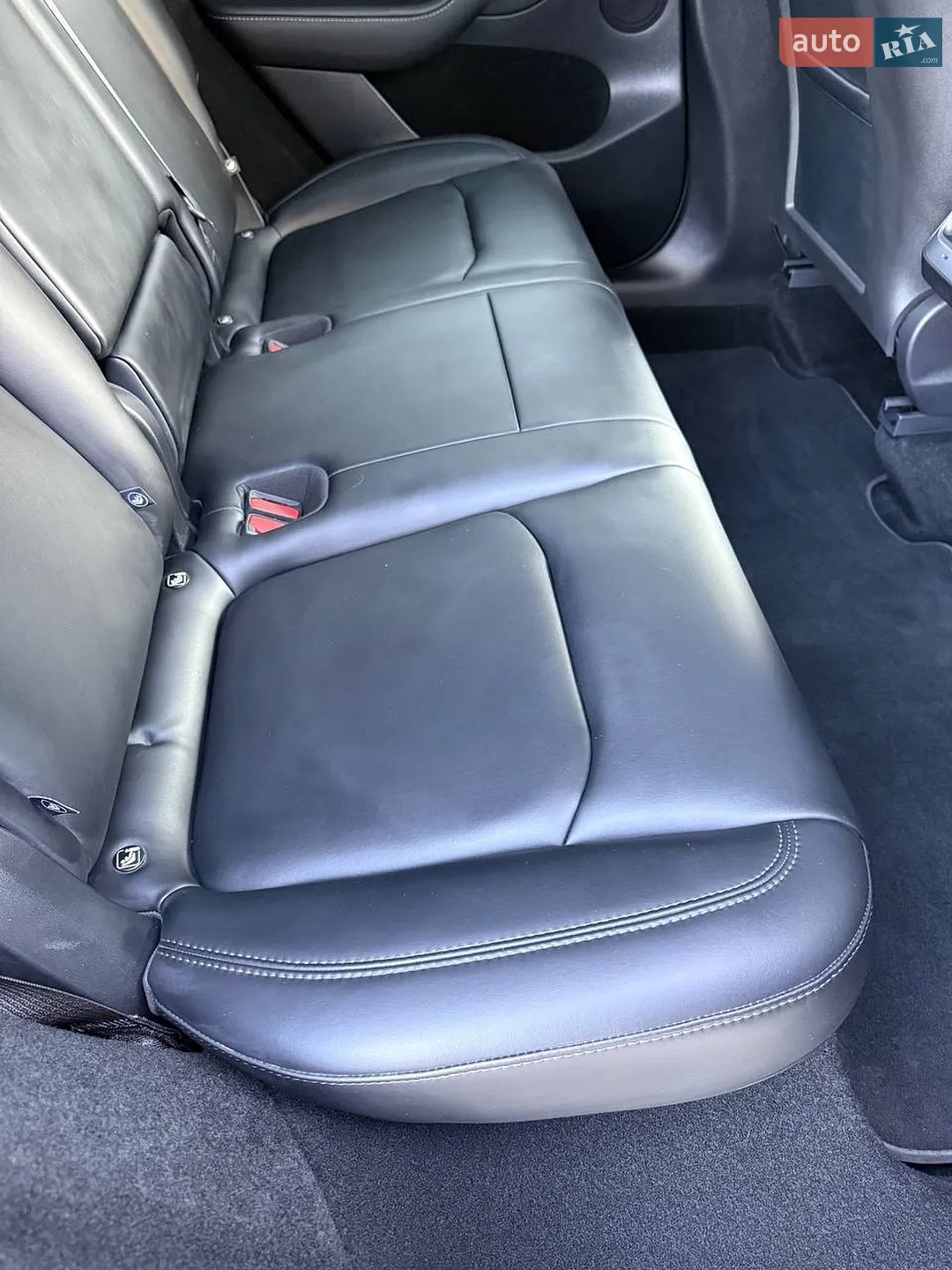 2025 Tesla Model Y - мініатюра 48