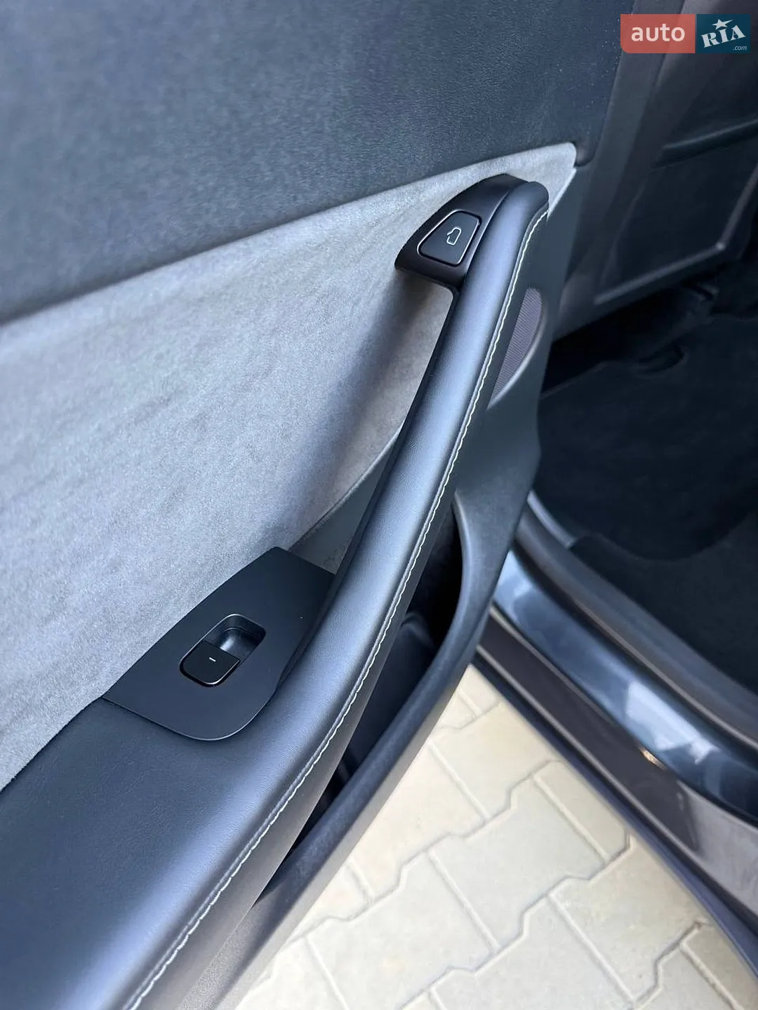 2025 Tesla Model Y - мініатюра 54