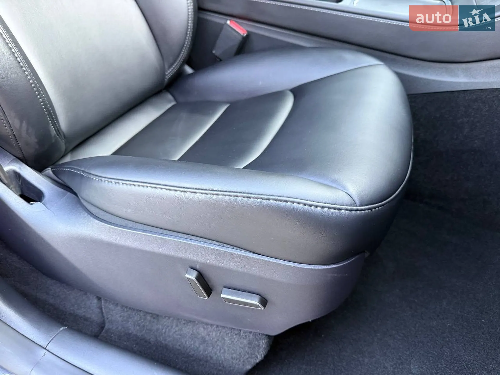 2025 Tesla Model Y - мініатюра 57