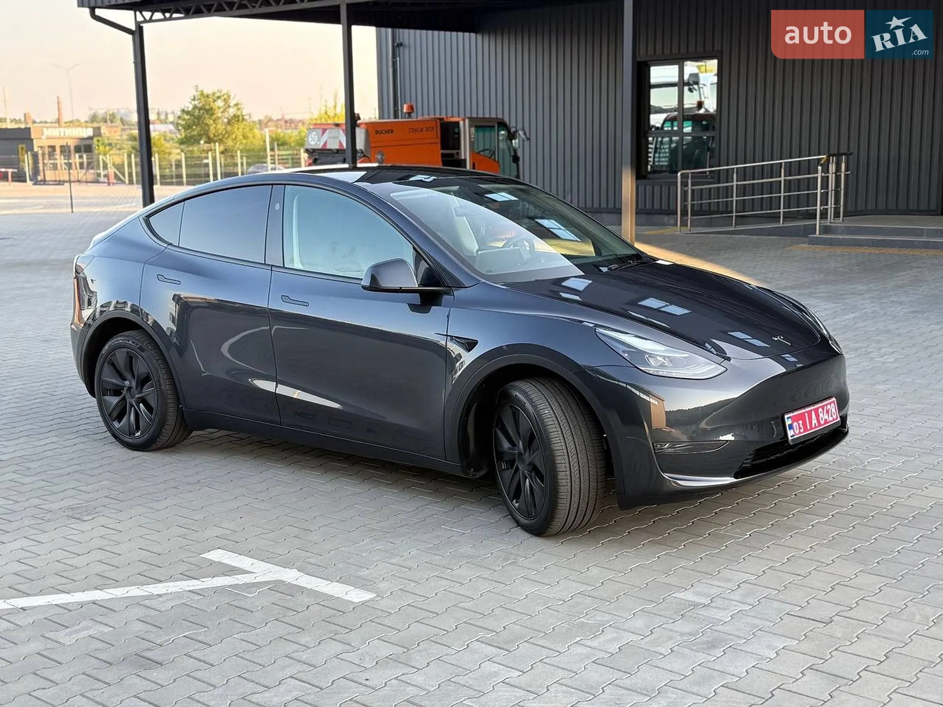 2025 Tesla Model Y - мініатюра 109