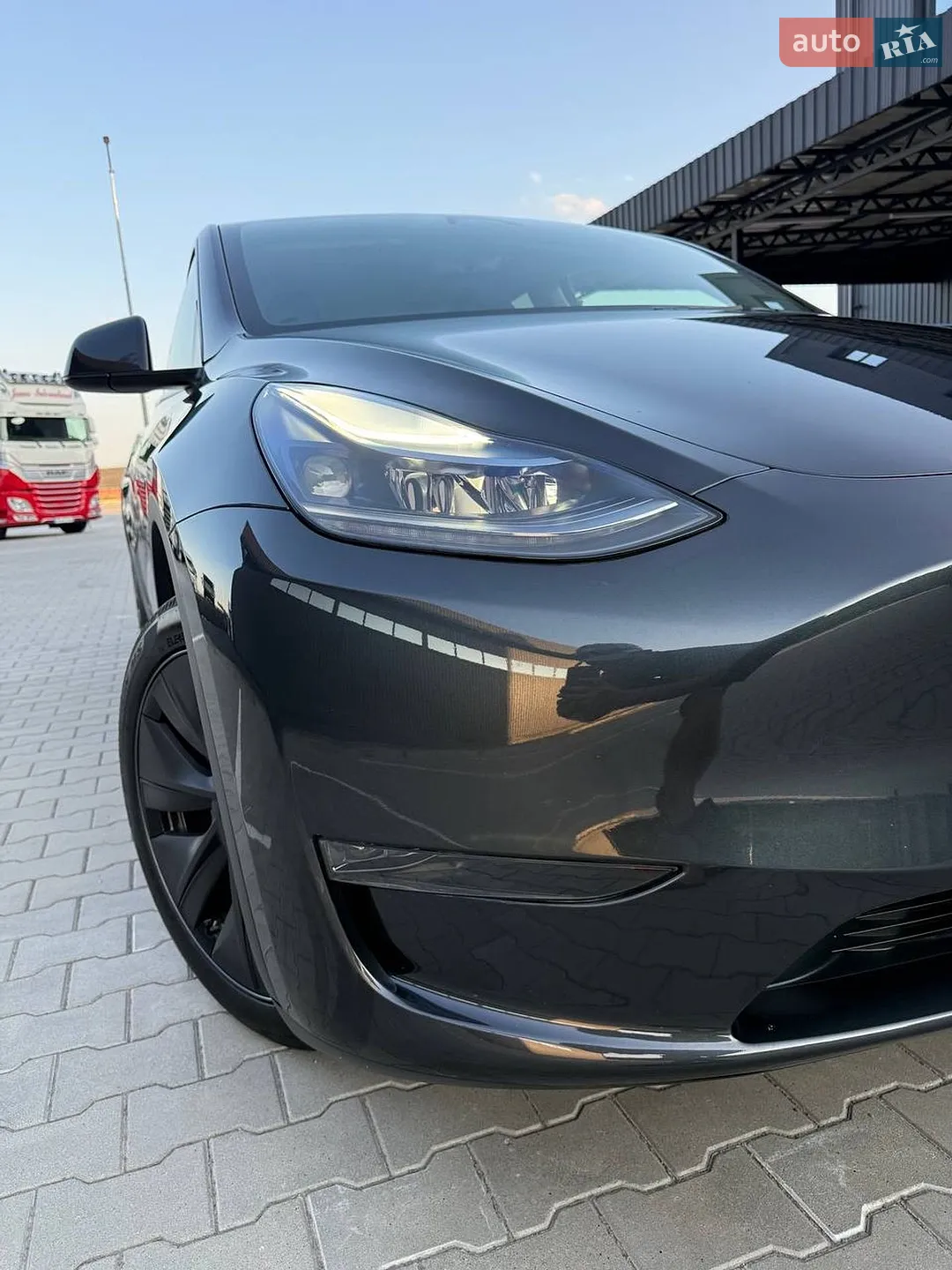 2025 Tesla Model Y - мініатюра 106