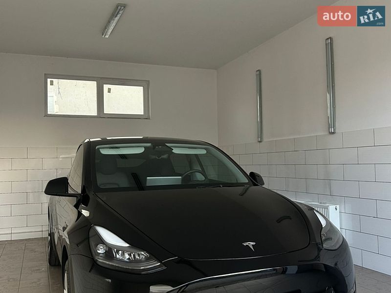 Позашляховик / Кросовер Tesla Model Y 2023 в Одесі фото 6 Позашляховик / Кросовер Tesla Model Y 2023 в Одесі