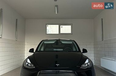 Позашляховик / Кросовер Tesla Model Y 2023 в Одесі фото 7 Позашляховик / Кросовер Tesla Model Y 2023 в Одесі