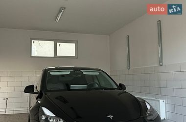 Позашляховик / Кросовер Tesla Model Y 2023 в Одесі фото 14 Позашляховик / Кросовер Tesla Model Y 2023 в Одесі