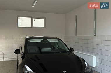 Позашляховик / Кросовер Tesla Model Y 2023 в Одесі фото 15 Позашляховик / Кросовер Tesla Model Y 2023 в Одесі