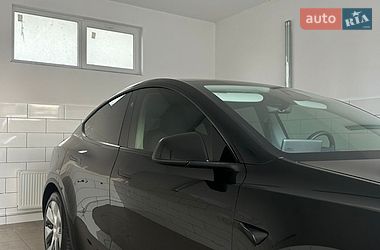Позашляховик / Кросовер Tesla Model Y 2023 в Одесі фото 18 Позашляховик / Кросовер Tesla Model Y 2023 в Одесі