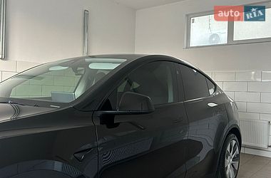 Позашляховик / Кросовер Tesla Model Y 2023 в Одесі фото 19 Позашляховик / Кросовер Tesla Model Y 2023 в Одесі