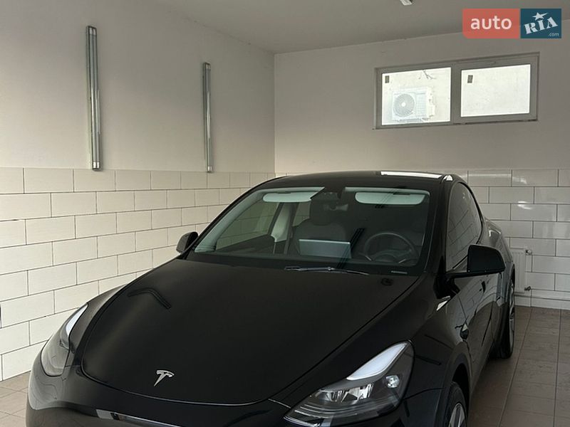 Позашляховик / Кросовер Tesla Model Y 2023 в Одесі фото 16 Позашляховик / Кросовер Tesla Model Y 2023 в Одесі