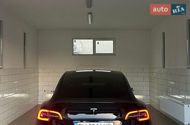 Позашляховик / Кросовер Tesla Model Y 2023 в Одесі фото 22 Позашляховик / Кросовер Tesla Model Y 2023 в Одесі