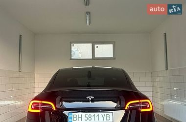 Позашляховик / Кросовер Tesla Model Y 2023 в Одесі фото 21 Позашляховик / Кросовер Tesla Model Y 2023 в Одесі