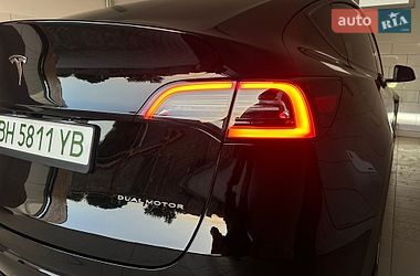 Позашляховик / Кросовер Tesla Model Y 2023 в Одесі фото 27 Позашляховик / Кросовер Tesla Model Y 2023 в Одесі