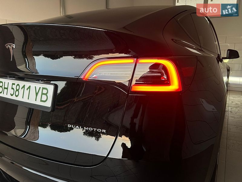 Позашляховик / Кросовер Tesla Model Y 2023 в Одесі фото 27 Позашляховик / Кросовер Tesla Model Y 2023 в Одесі