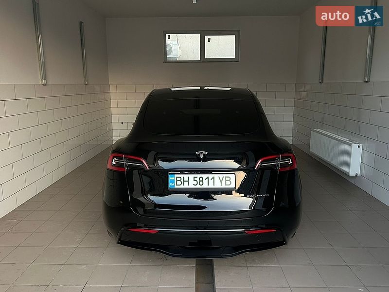 Позашляховик / Кросовер Tesla Model Y 2023 в Одесі фото 30 Позашляховик / Кросовер Tesla Model Y 2023 в Одесі