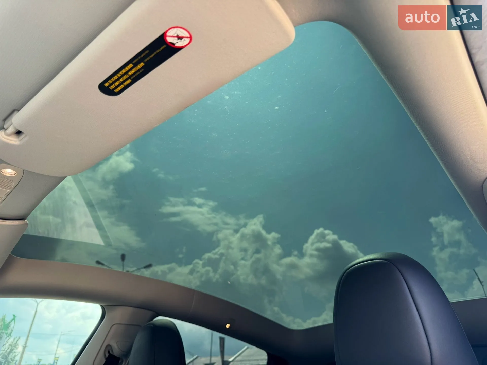 2023 Tesla Model Y - мініатюра 10