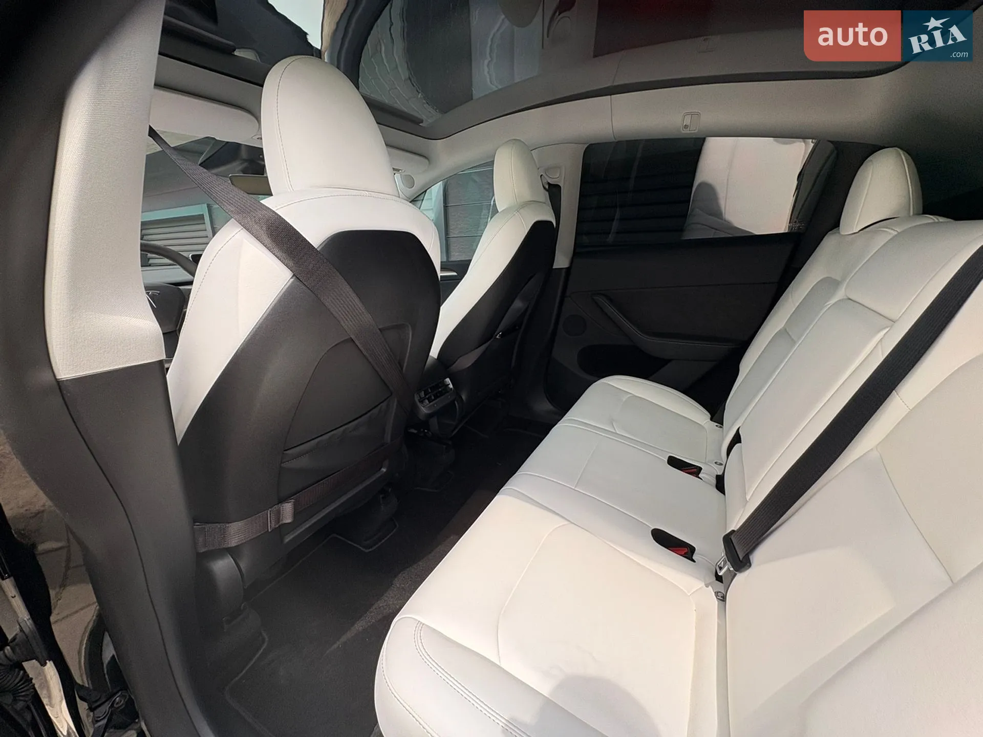 2023 Tesla Model Y - мініатюра 11